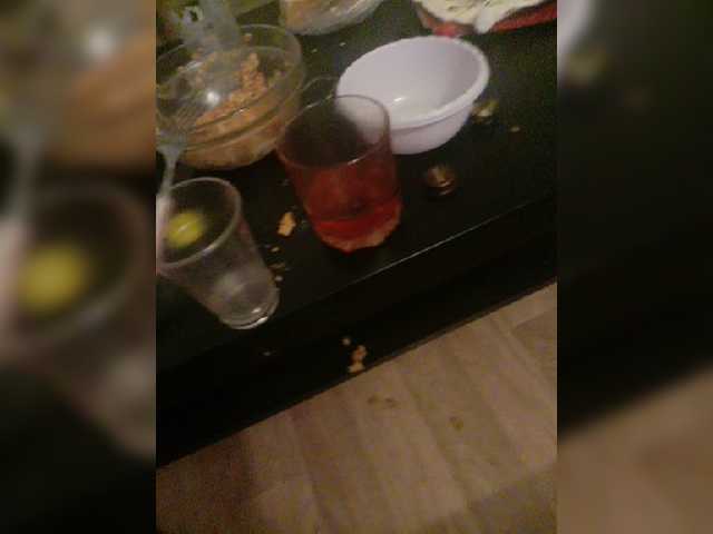 Moniqueclyde Young Couple Squirt Cum In Mouth Games Pussyrubbing Jerking King Of The Room Green Eyes Handjob Feet Fuck Dancing Cum On Face Teasing Love Making