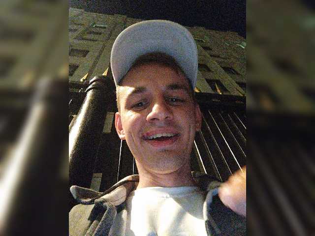 Dinamit24 Chatting Brown Eyes Russian Speaks Russian Dreaming English Straight King Of The Room Guy Gay Webcam Model Masturbation Large Cock Mobile Live