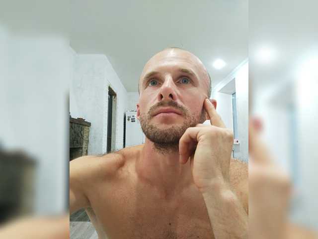Doctorramsey Camshow King Of The Room Straight Male Games Chatting Blue Eyes Speaks English Handjob Large Penis Speaks Russian Ejaculation Guy Russian Stripping