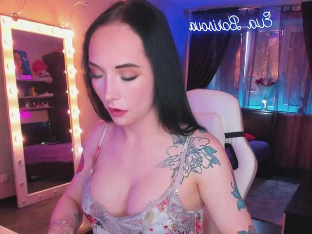 Cam Model G-O-D-D-E-S-S Fit Transsexual Jerking Shemale Swallowing Fucking Camshow