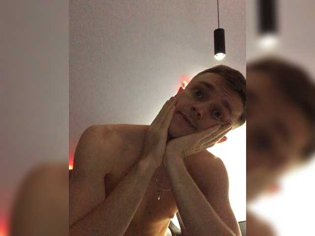 Cam Model HOOLI-GANS Young Man Dreaming Ukrainian Large Tits Ejaculation