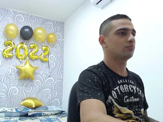 Cam Model JacobWhite01 Flashing Blowjob Dildofucking Medium Height Latin American