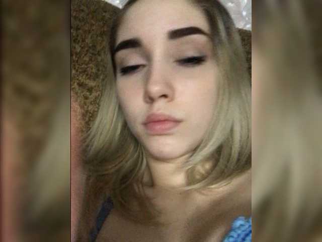 Liss_kiss Teen Fisting Webcam Model Dreaming Chatting Ass Fingering