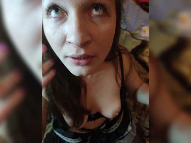 XxX_Top Cum On Ass Speaks Russian Smoking Brunette Webcam Russian