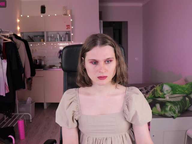 Cam Model MiaDecole Camshow Lovense Using Vibratoy Dreaming Saint Petersburg