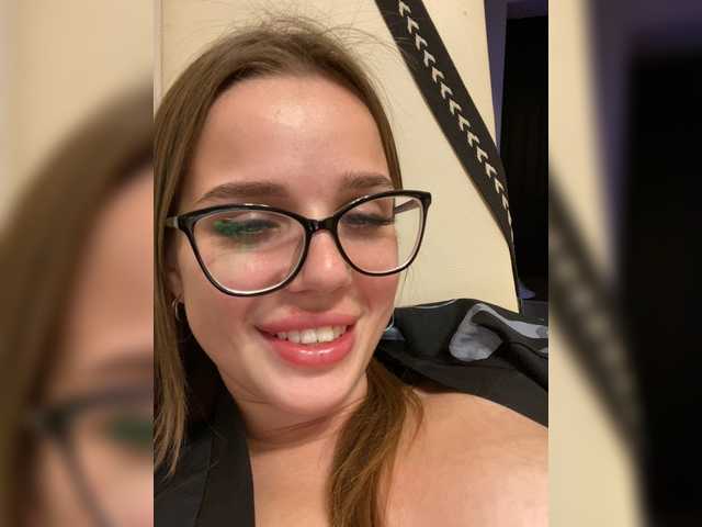 Minifriends Young Couple Webcam Model Short King Of The Room Speaks English Dreaming Lovense Small Tits Green Eyes Russian Medium Ass Using Vibratoy Mobile Live