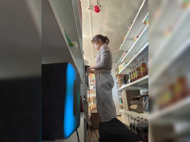 Cam Model MyLittlegi Medium Height Woman Ohmibod Teasing Medium Tits Chatting
