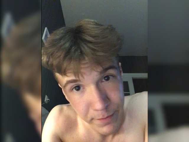 NekitBuk Teen Russian Smoking Webcam King Of The Room Bisexual Gay