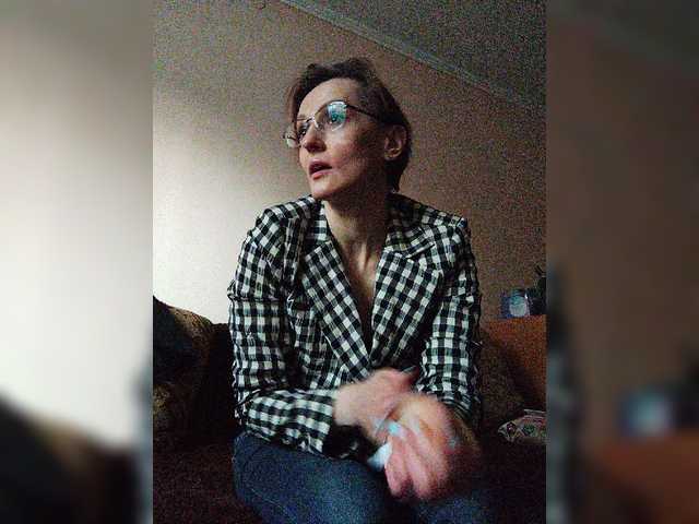Nentisq Woman Medium Butt Foot Fetish Brunette Speaks Russian
