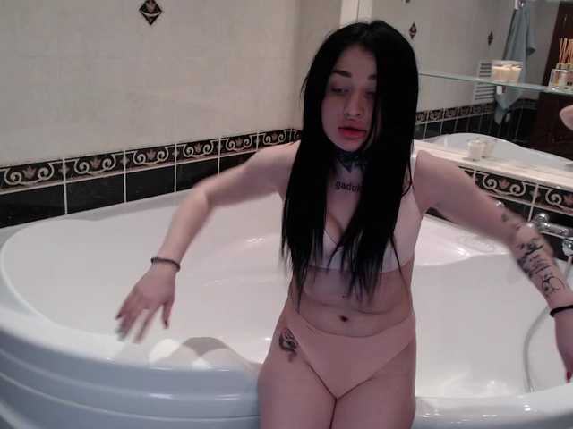 Nikasexykitty Girl Bdsm Webcam Chatting Cumshot Swallowing Rubbing