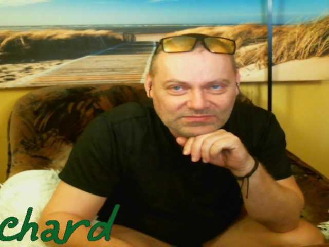 Cam Model Richaard Mature Smoking Russian Mobile Live Tall Gray Eyes Obese