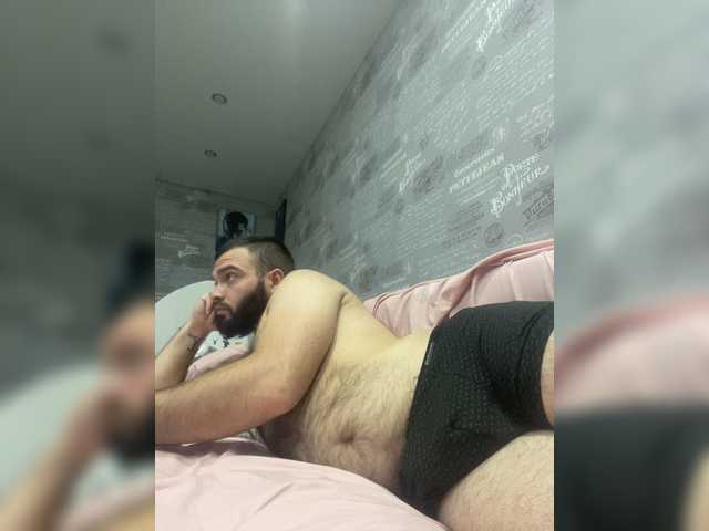 Cam Model Ruslann996 Speaks Russian White Dancing Male Webcam Medium Penis