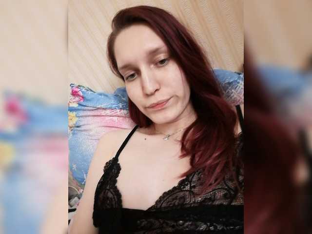 Cam Model SarahJune Speaks Ukrainian Caucasian Speaks English Shemale Small Ass