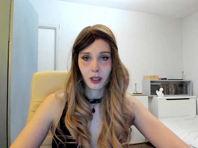 Cam Model SweetBunni Feet Fuck Webcam Green Eyes Foot Fetish Caucasian