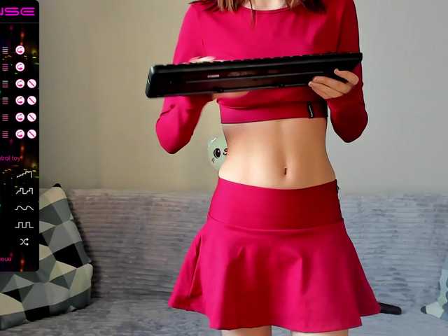 Cam Model SweetPupsa Speaks English Skinny No Fucking Cumming Shaved Pussy