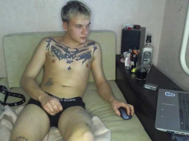 Tattoo-boy Guy Blonde Smoking Games Large Penis Dreaming Gay