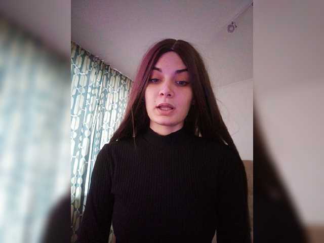 Cam Model ToxicRat English Young Woman Games White Woman Dancing Brunette