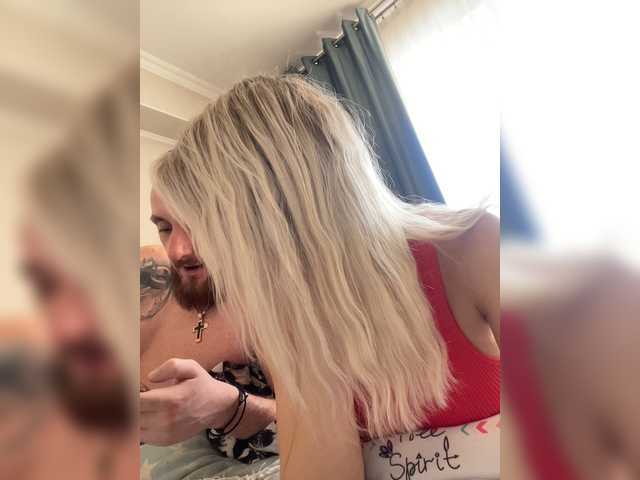 Cam Model NIKI7377 Straight Couple Cumming Sucking Straight Caucasian