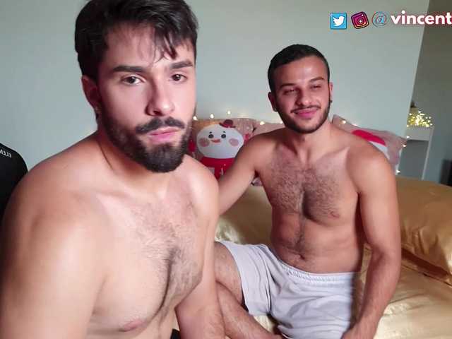 Vincentvitor Short Licking Dancing Using Vibratoy Dildo Play Deepthroat