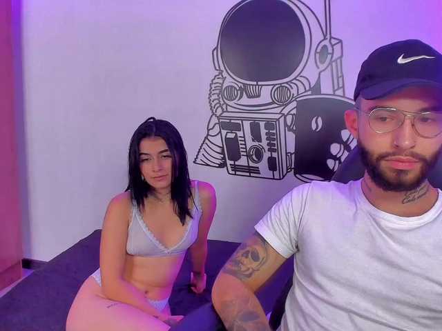 Cam Model Yespleasee Hispanic Brown Eyes Couples Fucking Pussyrubbing