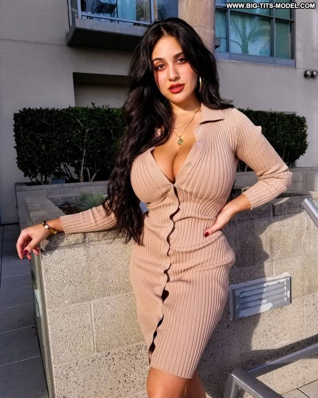 Ponsee Busty White Image Brunette Instagram Instagram Busty