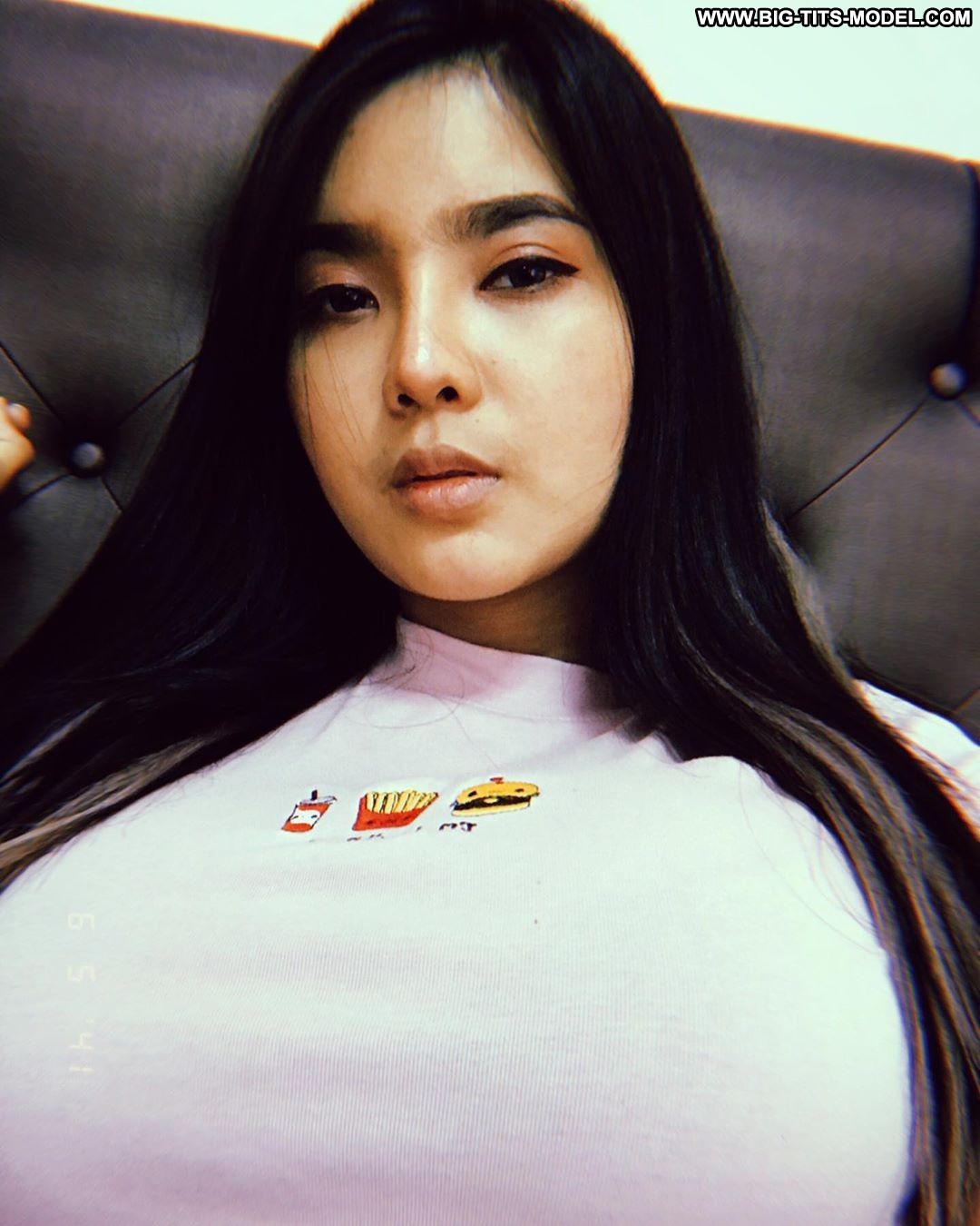 Yanisa Samohom Instagram Girl Thai Girl Sex Asian Girl Asian Girl Girl Big Big Tits Influencers