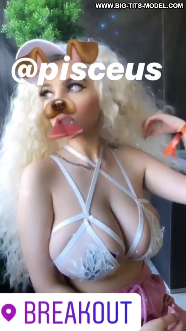 Pisceus Naked Tits Busty Teen Hot Instagram Onlyfans Snapchat Nudes