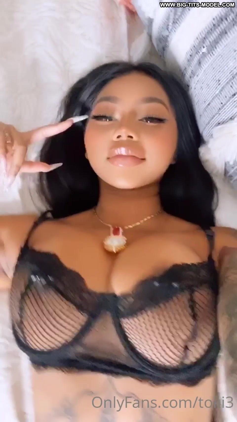 Tianna Lynn Aka Toki 3 Busty Girl Black Busty Hot Black Slut Black Girl Manyvids