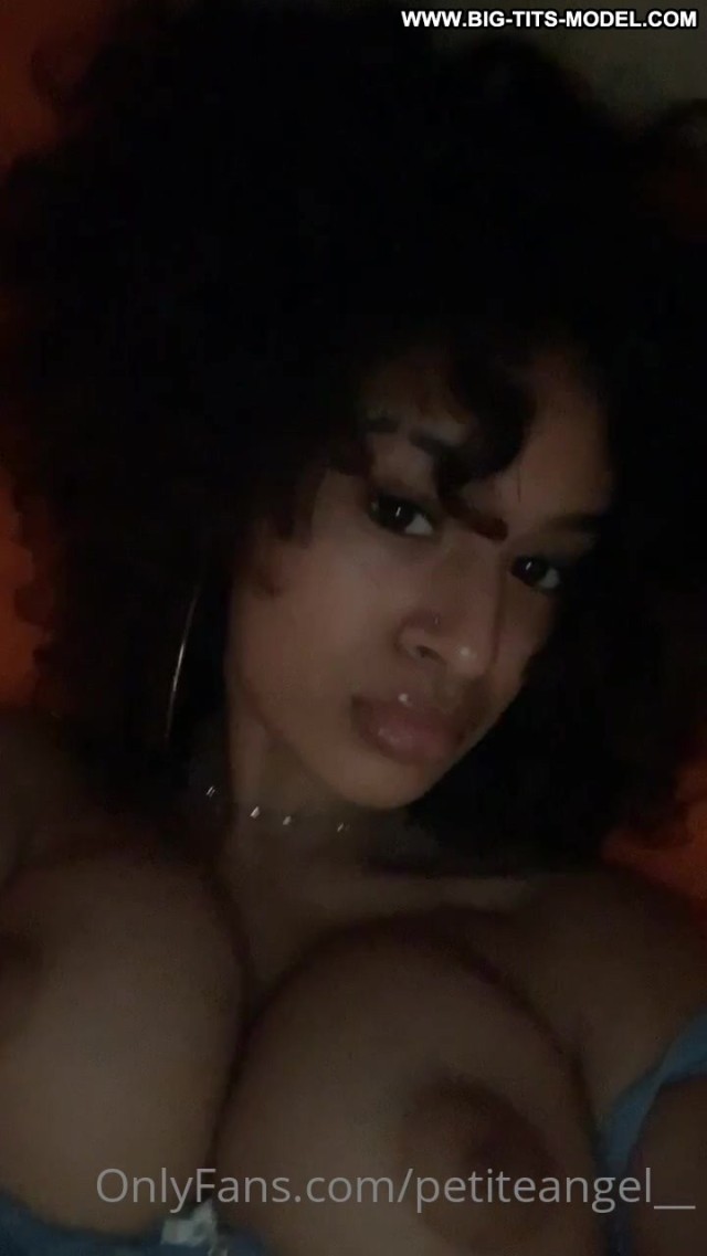 Smokianaaa Content Ebony Twitter Tiktok Model Petiteebony Naked Sex