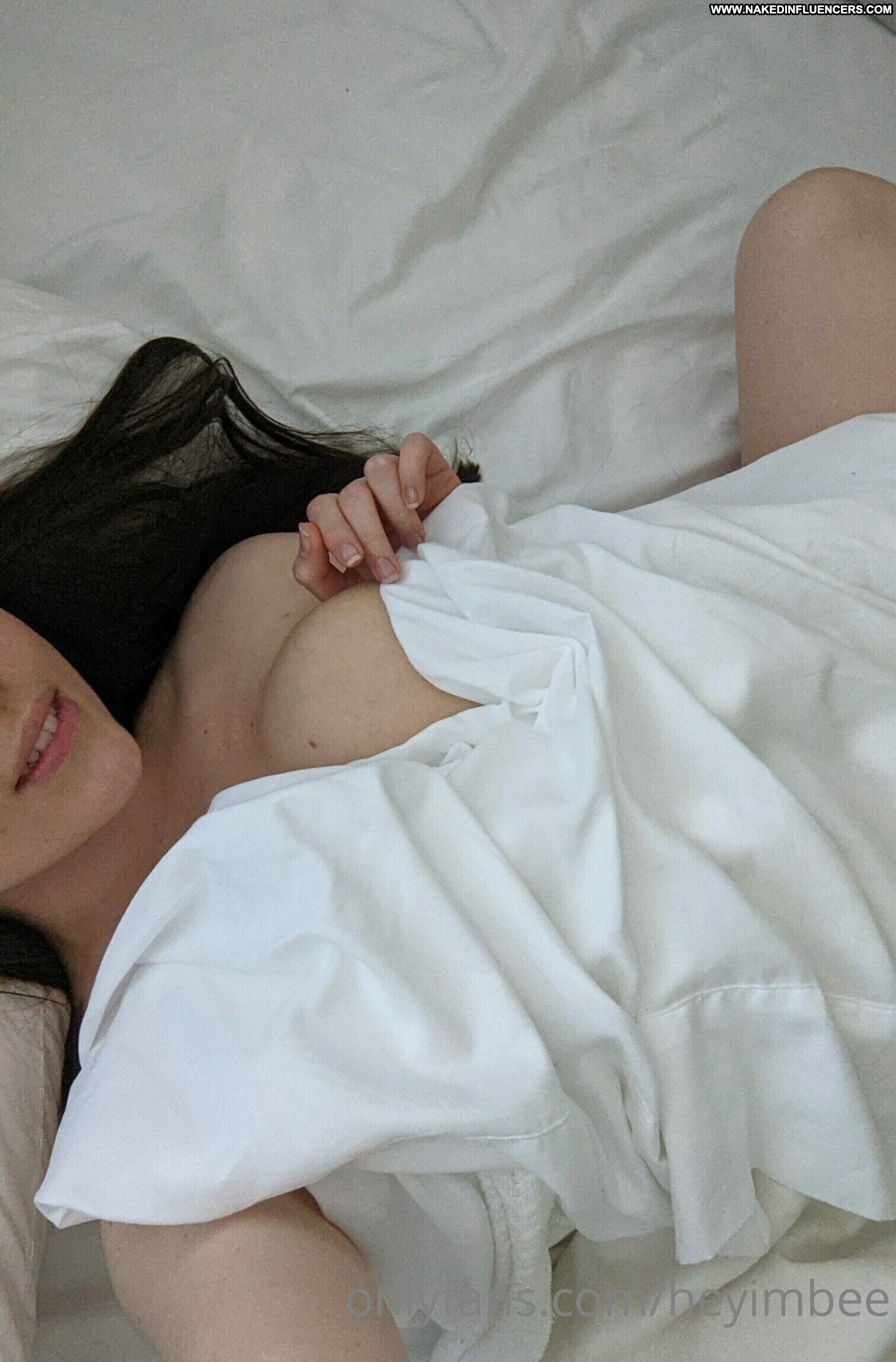 Heyimbee Topless