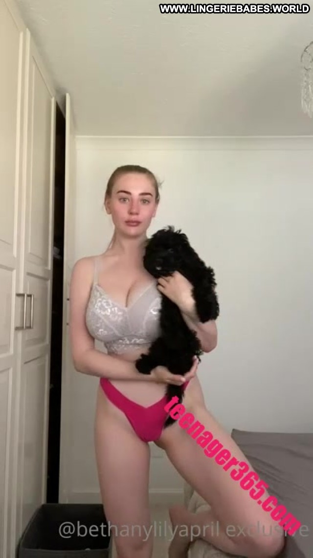 Lingerie Hot Video