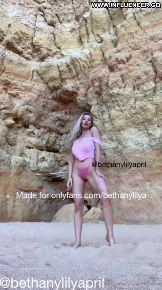 Bethany Lily In Bikini Hot Bikini Sex Swing Inn Influencer Straight
