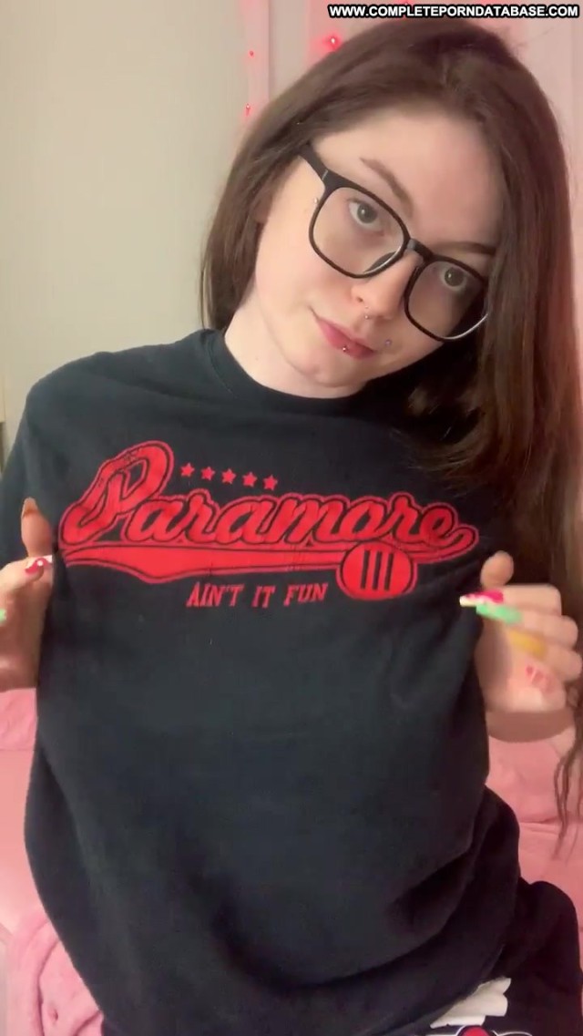 Katherinepine Raw No Makeup Influencer Wearing Straight Still Glasses Sex