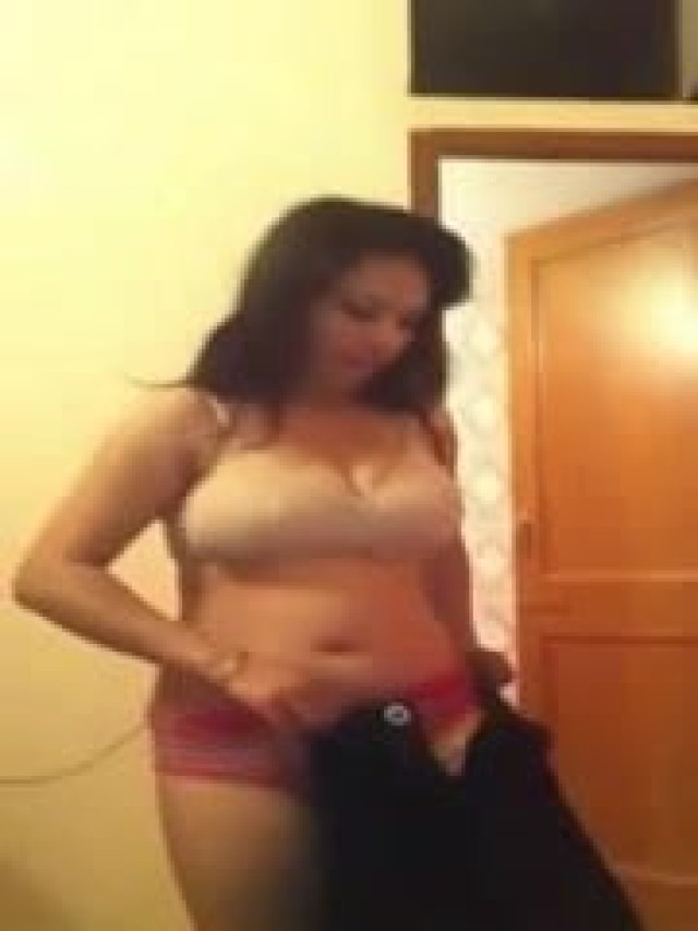 Anjelica Indian Beautiful Tits Tits Titsbeautiful Amateur Aunty image pic