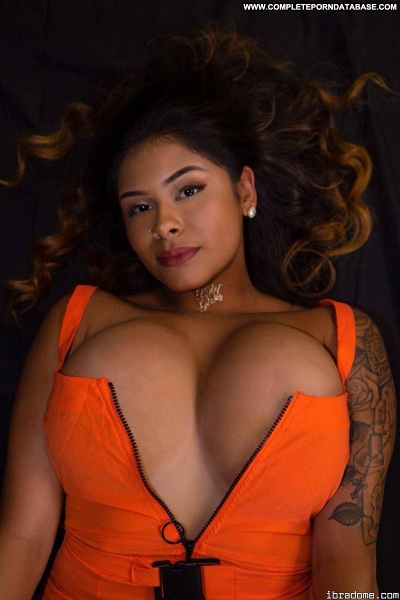 Elsaaababy nude