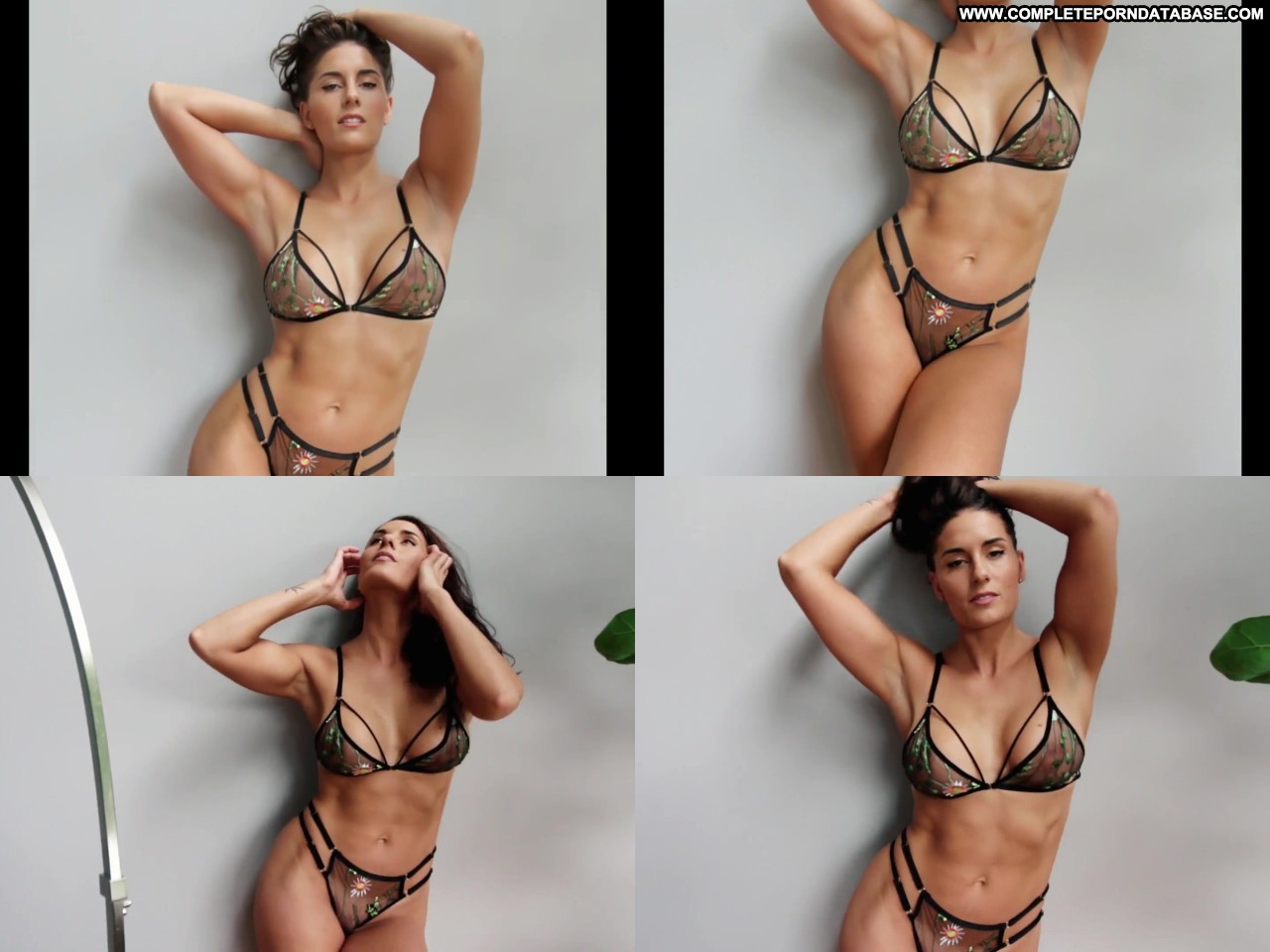 Florina Fitness Nude Youtuber Lingerie Photos