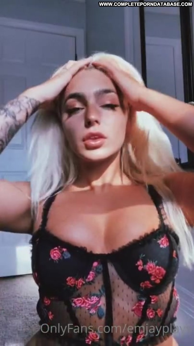 Emily Rinaudo Influencer Hot Sex Porn Straight Strawberry Xxx