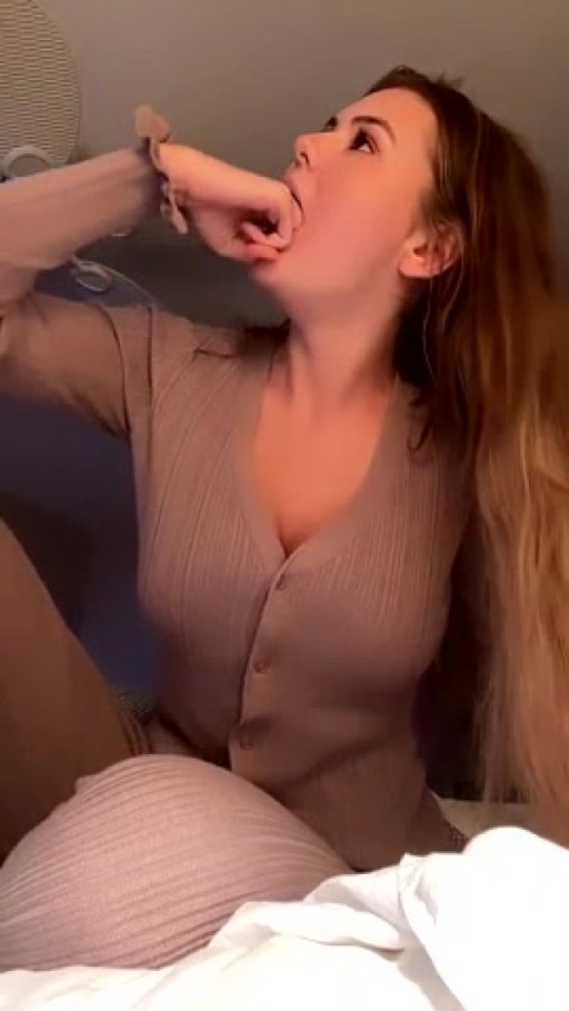 Ashley Tervort Huge Tits Athletic Body Straight Brown Hair American Caucasian Sex Hot Youtuber Big Ass Xxx Thot Brown Eyes Porn Adult Content Creator Model