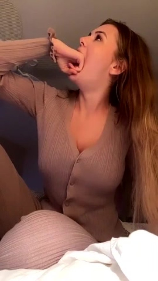 Ashley Tervort Huge Tits Athletic Body Straight Brown Hair American Caucasian Sex Hot Youtuber Big Ass Xxx Thot Brown Eyes Porn Adult Content Creator Model