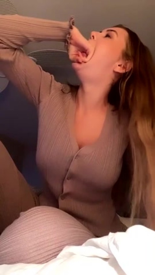 Ashley Tervort Huge Tits Athletic Body Straight Brown Hair American Caucasian Sex Hot Youtuber Big Ass Xxx Thot Brown Eyes Porn Adult Content Creator Model