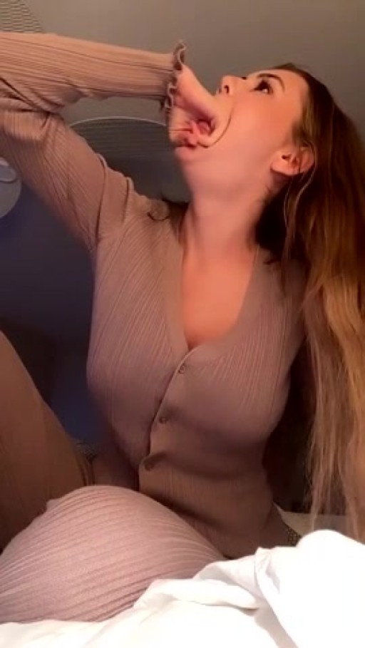 Ashley Tervort Huge Tits Athletic Body Straight Brown Hair American Caucasian Sex Hot Youtuber Big Ass Xxx Thot Brown Eyes Porn Adult Content Creator Model