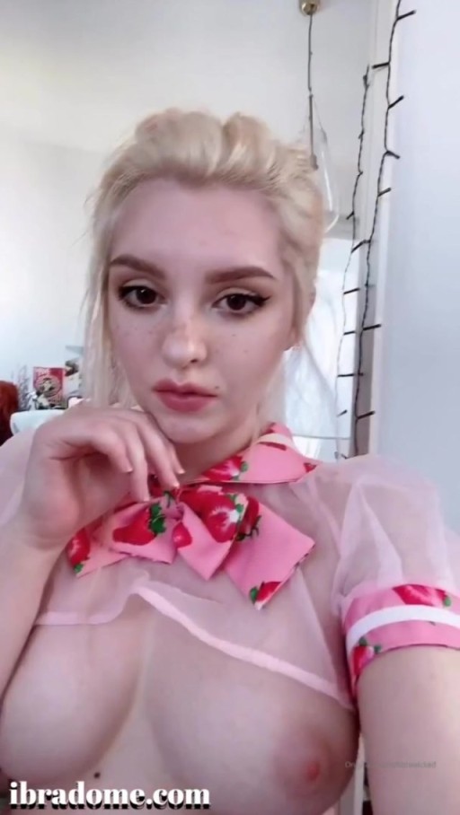 Lil Wicked Hot Big Tits Big Ass Chubby Caucasian Sex Thot Influencer Straight Porn Xxx Green Eyes Blonde Hair