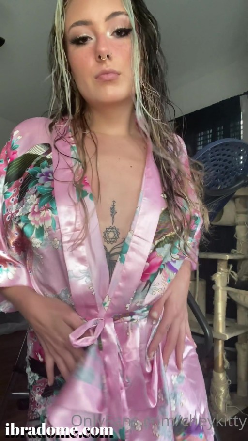 Chey Kitty Xxx Small Tits Bbw Thot Brown Eyes Hot Straight Huge Ass Caucasian Influencer Sex Brown Hair Porn