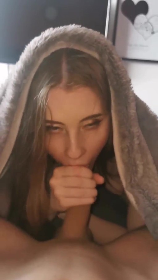 Slutty Damania Sex Straight Slut Hot Influencer Small Tits Porn Xxx Messy