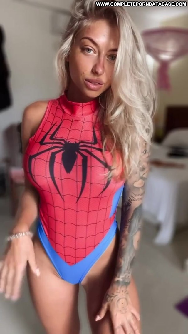 Thot Pussy Amateur Straight Sex Blonde Hot Influencer Bikini