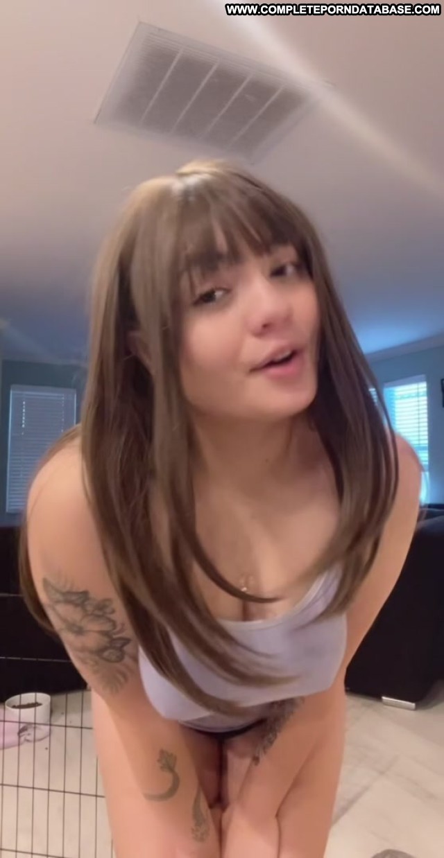 Unknown Sex Porn Teen Teen Stripping Brunette Amateur Pussy picture