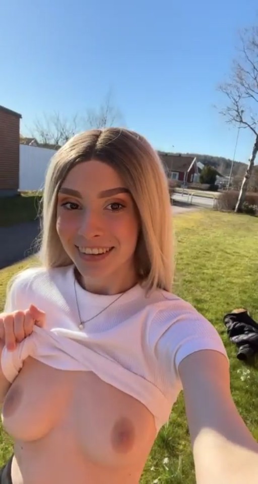 Slutty Damania Straight Hot Xxx Porn Boobs Small Tits Influencer Sex