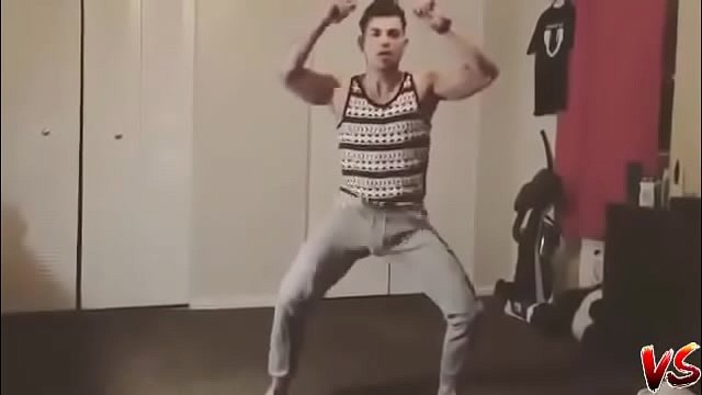 Tiffani Dancing Bulge Xxx Meninos Transsexual Hot Caucasian