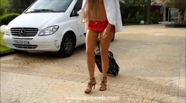 Lydia Hot Flashing Public Nudity Travel Amateur Straight Sex Sexy