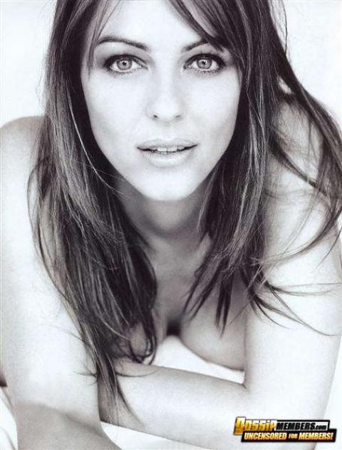 Elizabeth Hurley Mature Milf Bombshell Stunning Gorgeous Hot